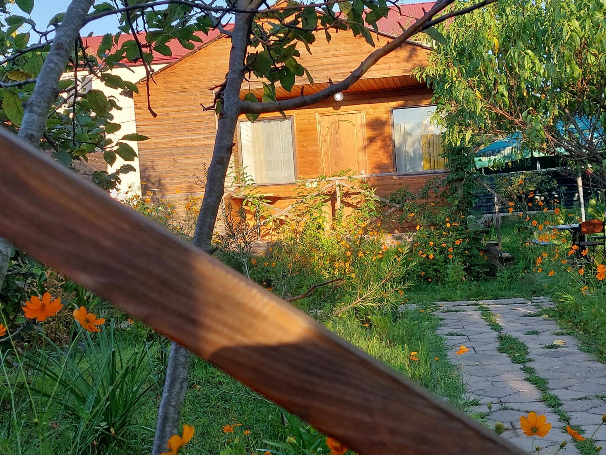 sweet village Tskaltubo Buitenkant foto